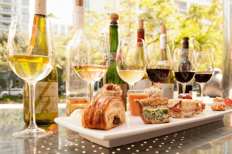 9 cách đơn giản khi kết hợp rượu vang với ẩm thực